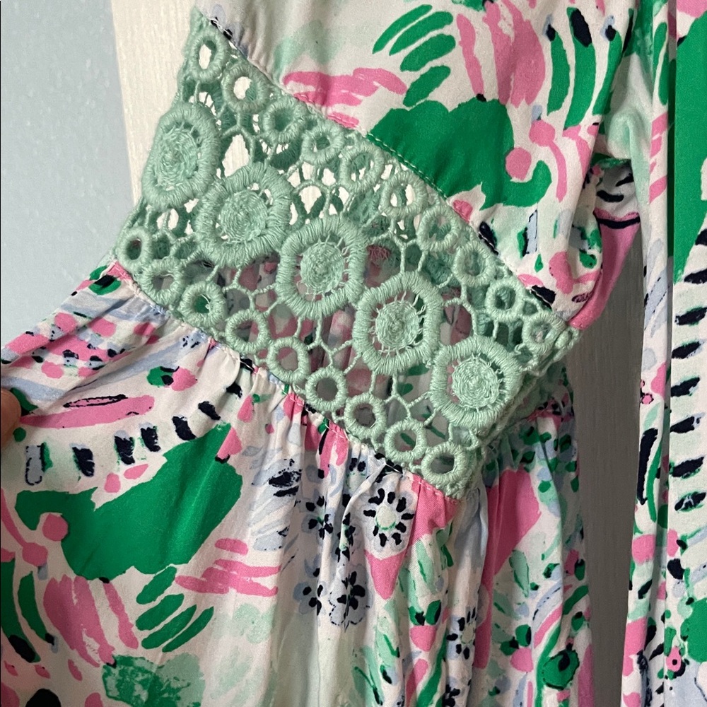 crown & ivy Pink, Green & White Paisley Shift Dress - Picture 3 of 4